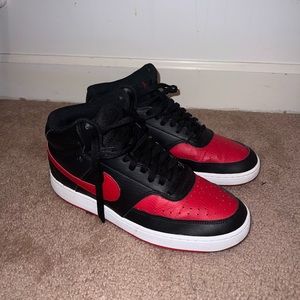 Nike Court Legacy’s